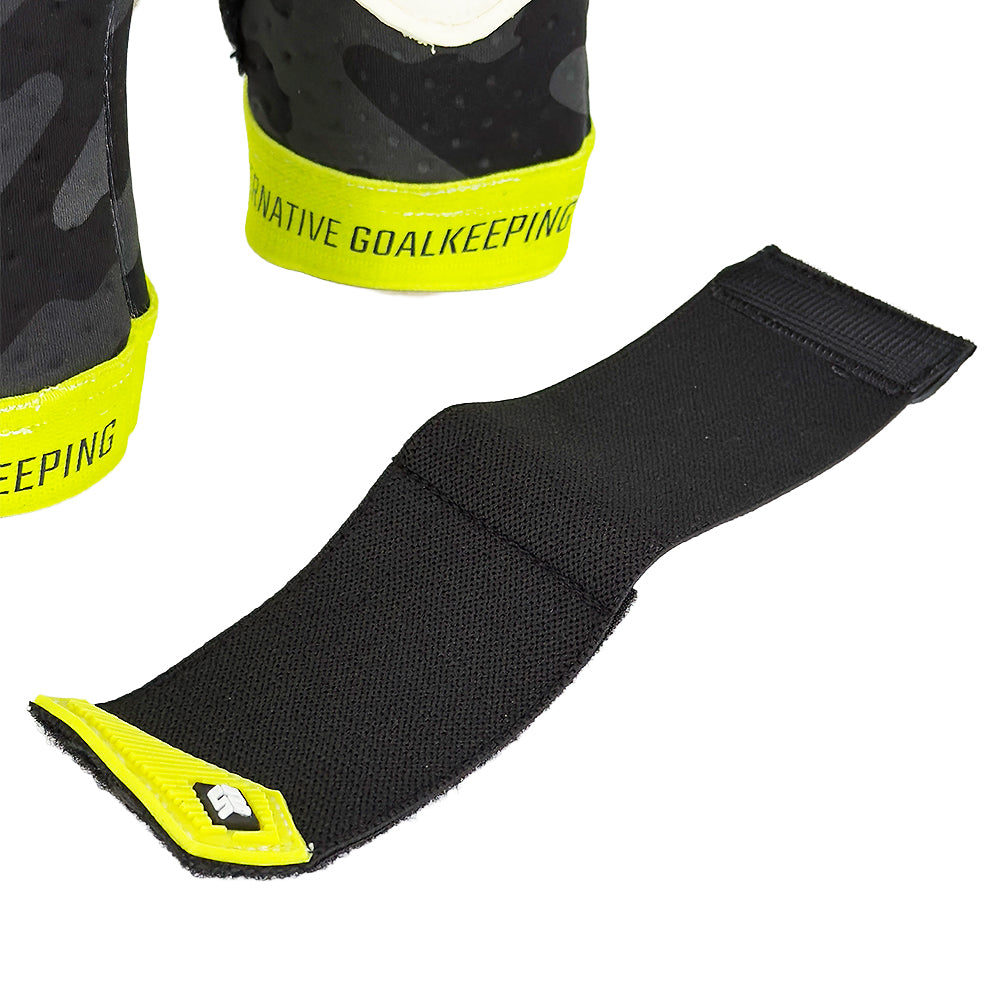 OPTIONAL ELASTIC STRAP